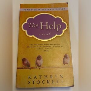 The Help by Kathryn Stockett - Purple and Gold Cover